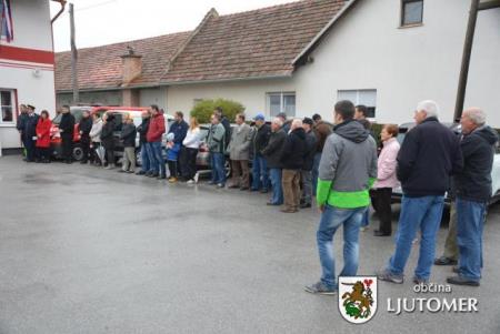 Namestitev defibrilatorja v Cezanjevcih 1